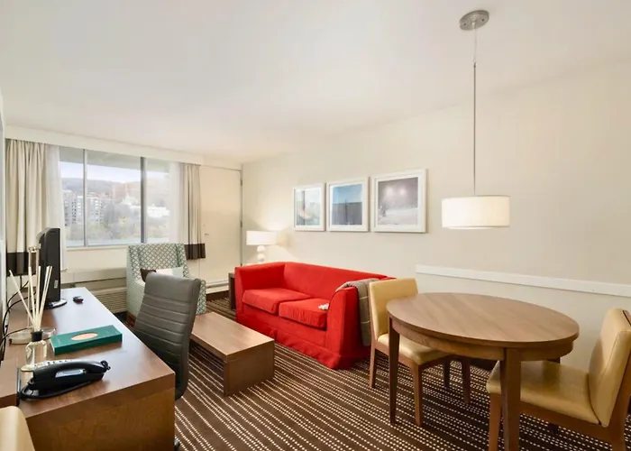 Hotel 2170 Lincoln Downtown Montreal